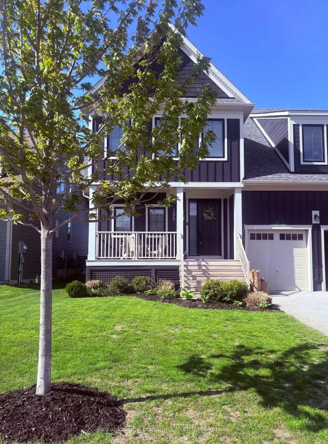 205 Yellow Birch Crescent