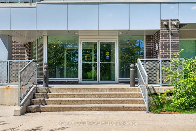 615 - 251 Hemlock Street