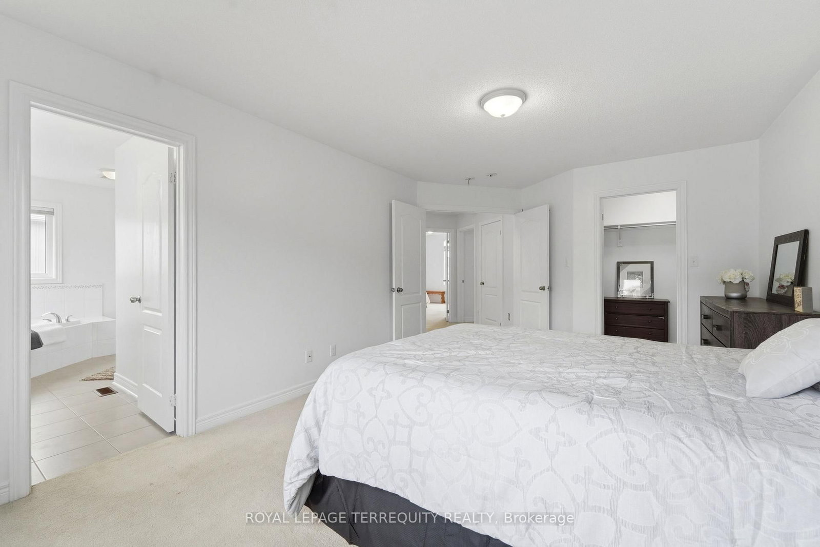 35 Colonel Lyall Street • St. Catharines, ON photo 22