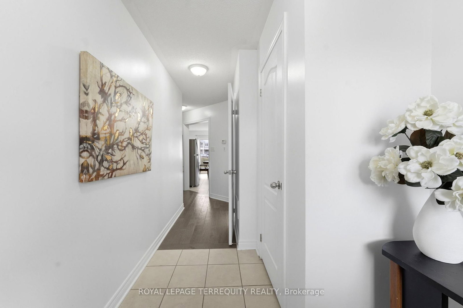35 Colonel Lyall Street • St. Catharines, ON photo 3