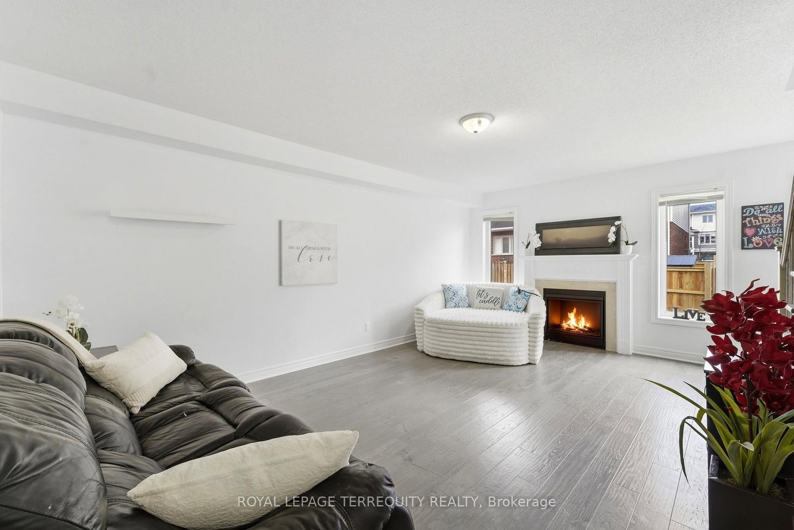 35 Colonel Lyall Street • St. Catharines, ON photo 6