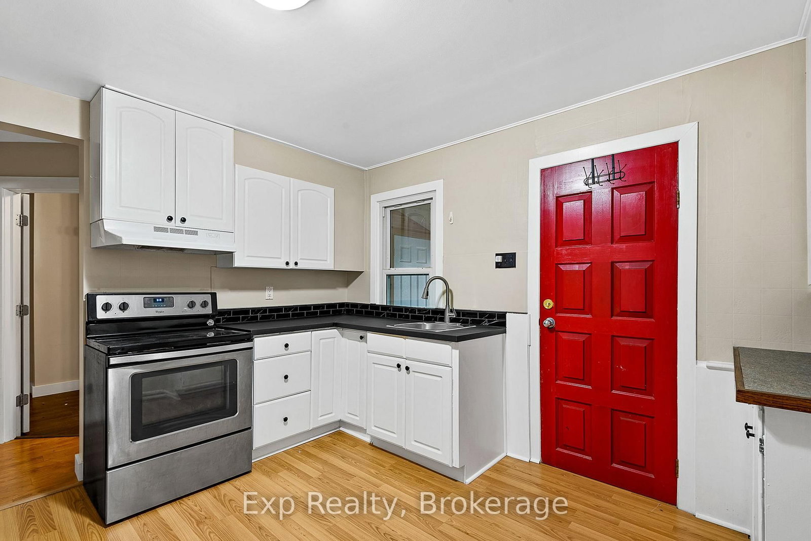 584 Maiden Lane • Peterborough, ON photo 13