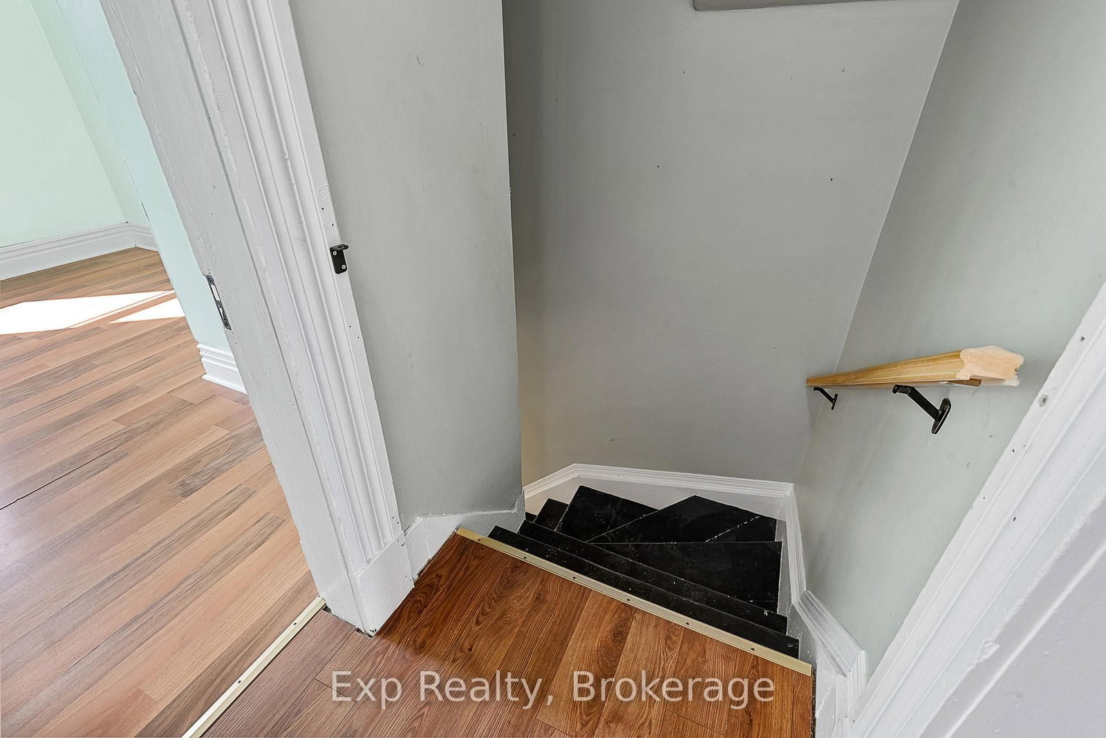584 Maiden Lane • Peterborough, ON photo 21