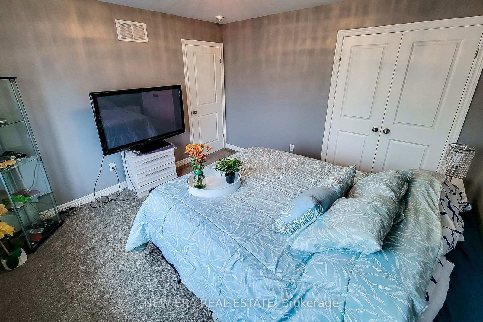 4274 Sixth Avenue - Photo 28