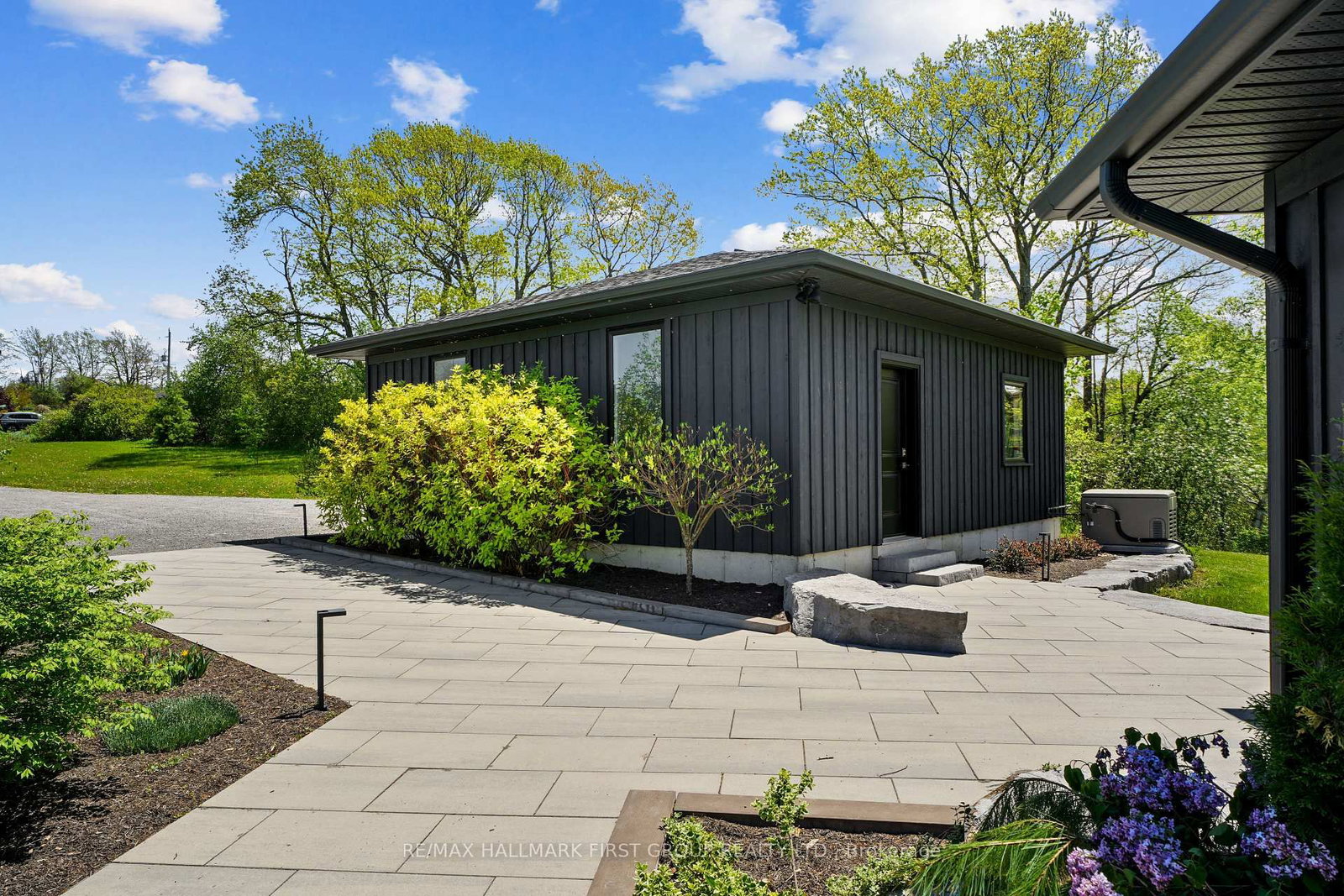 5206 Sully Road • Hamilton Township, ON photo 5