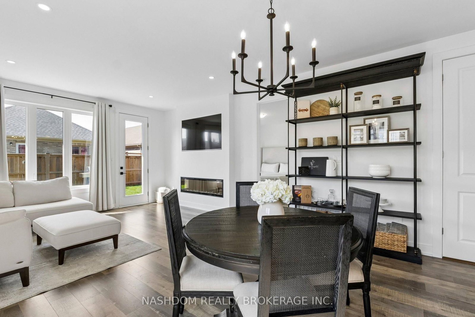 31 Seaton Crescent • Tillsonburg, ON photo 16