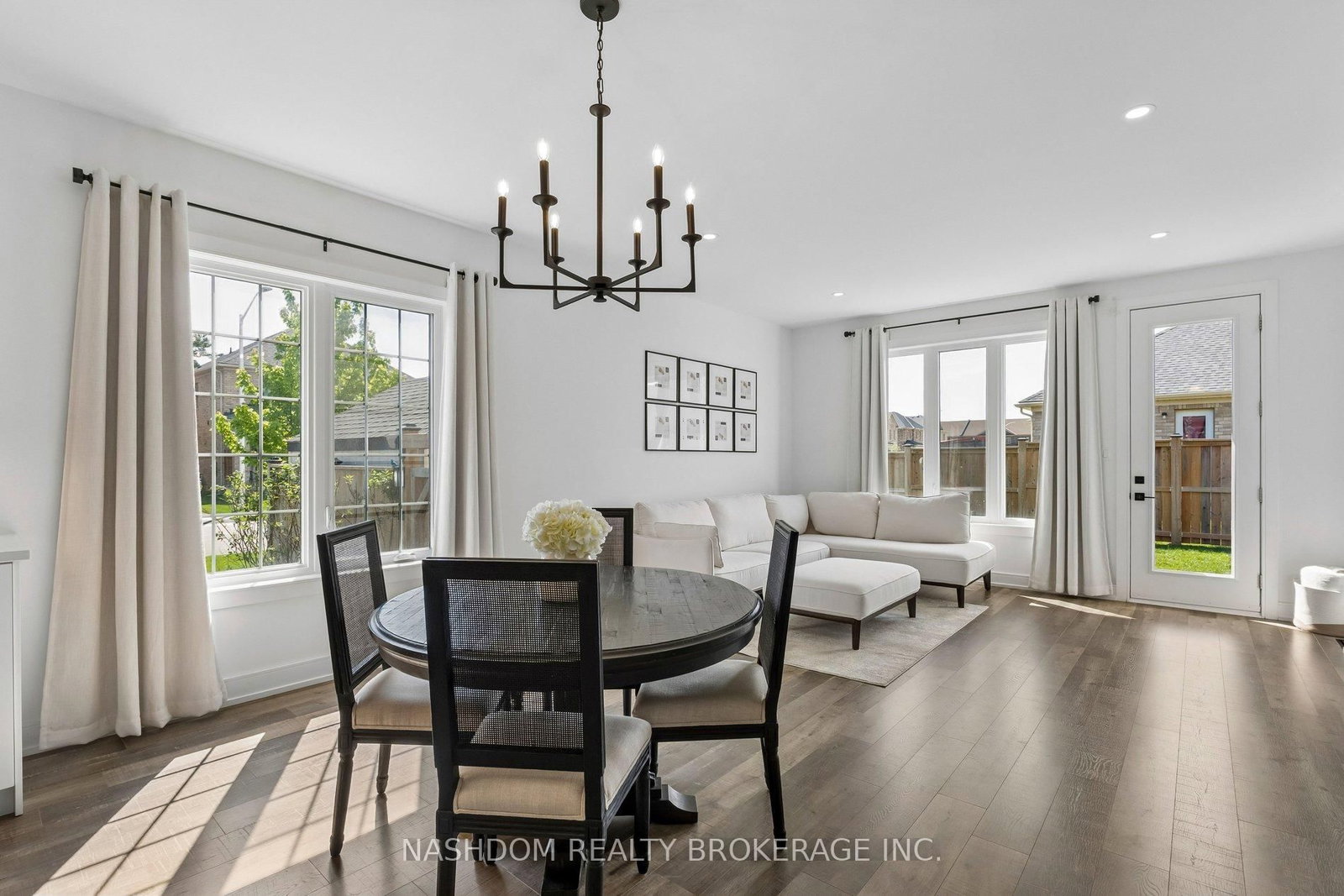 31 Seaton Crescent • Tillsonburg, ON photo 8