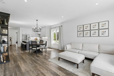 31 Seaton Crescent • Tillsonburg, ON photo 9