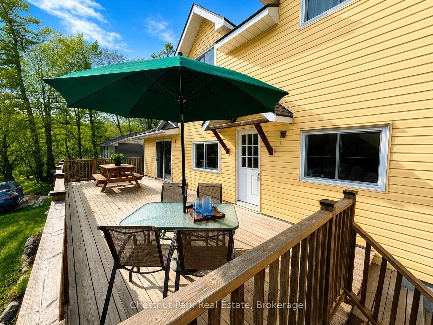 12 Ferndale Road • Muskoka Lakes, ON photo 4