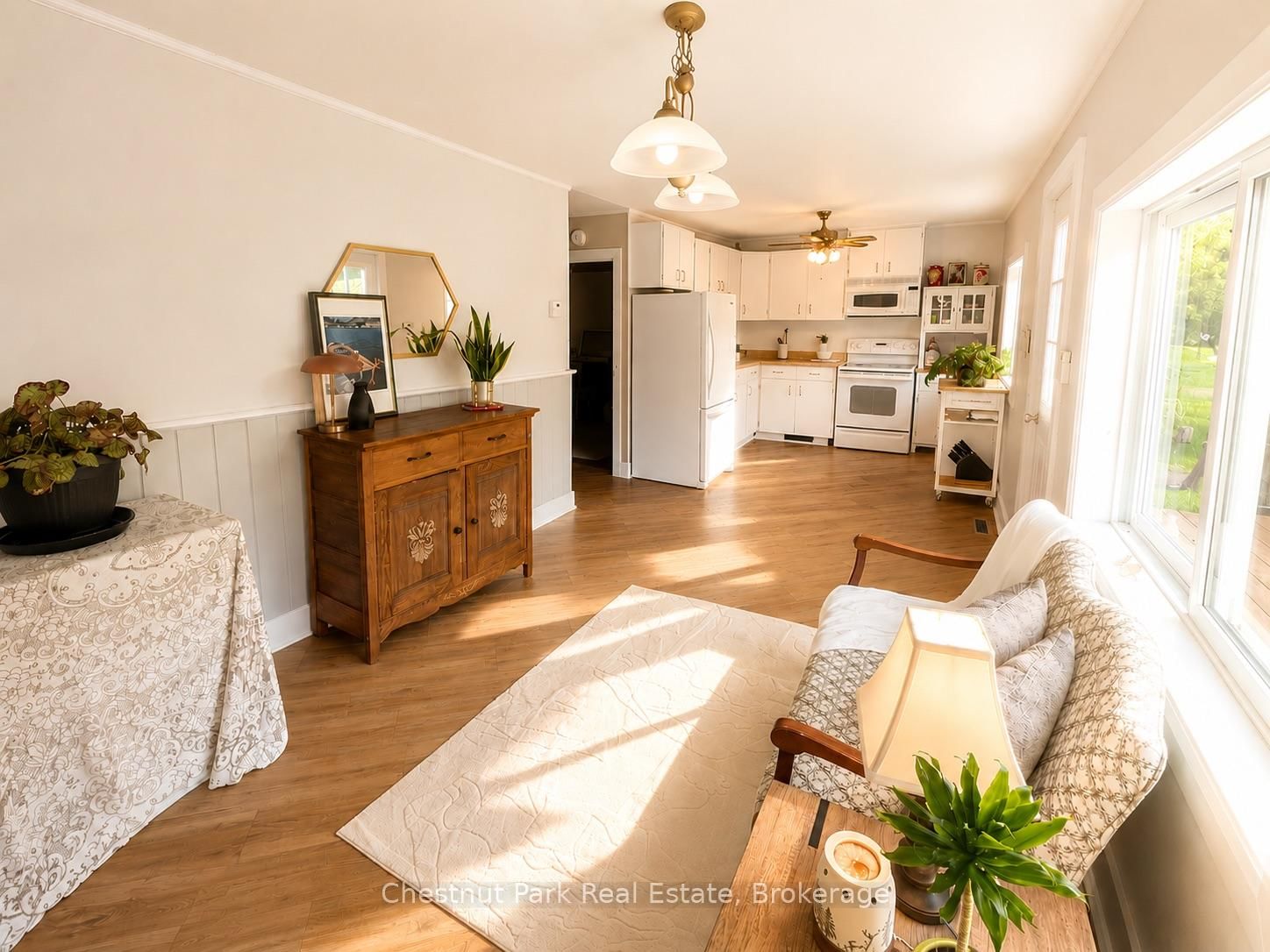 12 Ferndale Road • Muskoka Lakes, ON photo 9