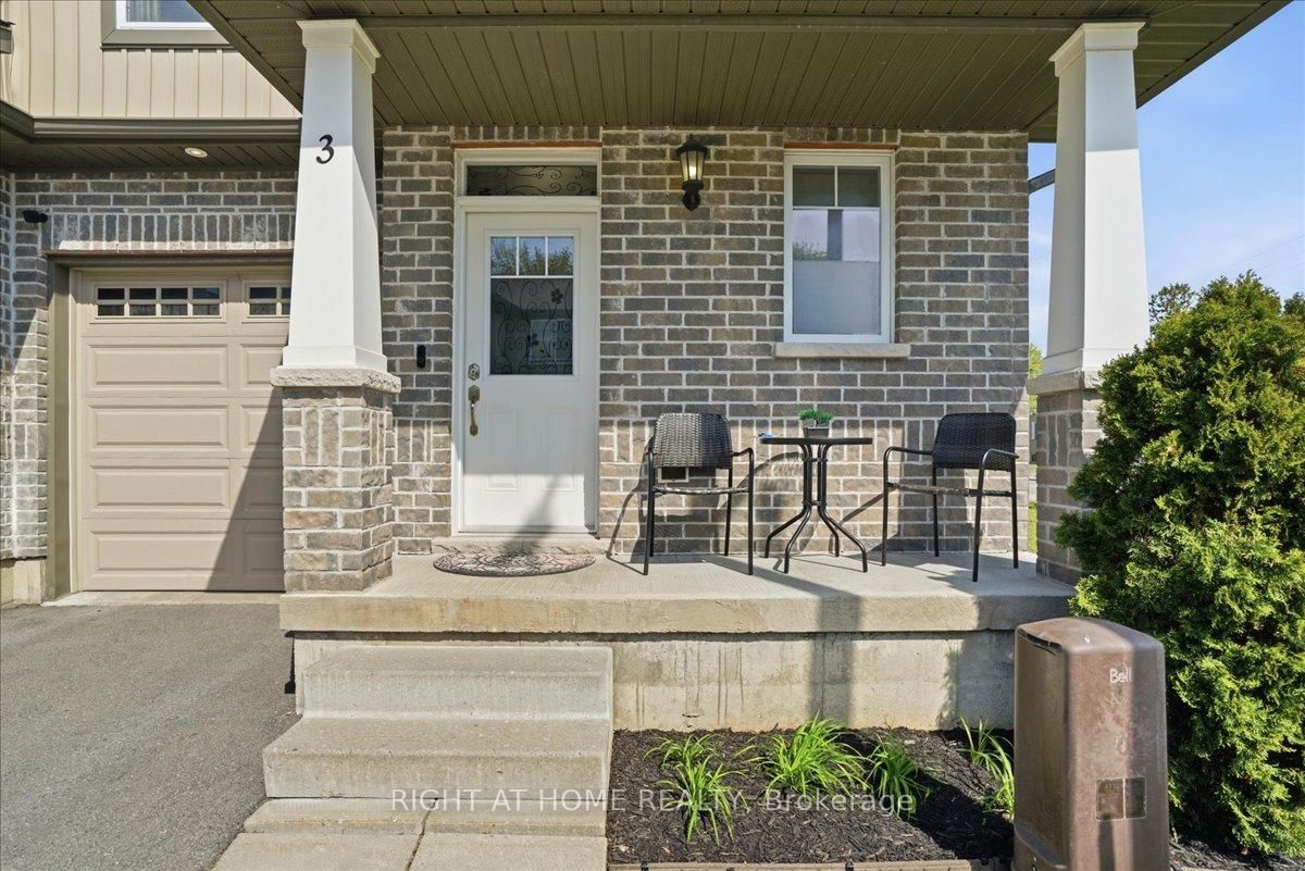 3 Nottingham Court