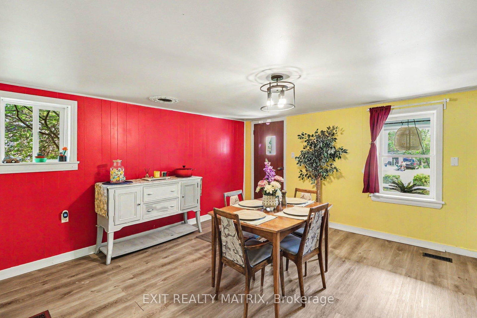 4122 Broadway Street • Vernon, ON photo 11