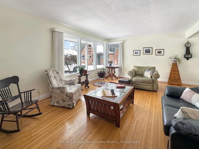 7 Eastwood Park Drive — photo 6