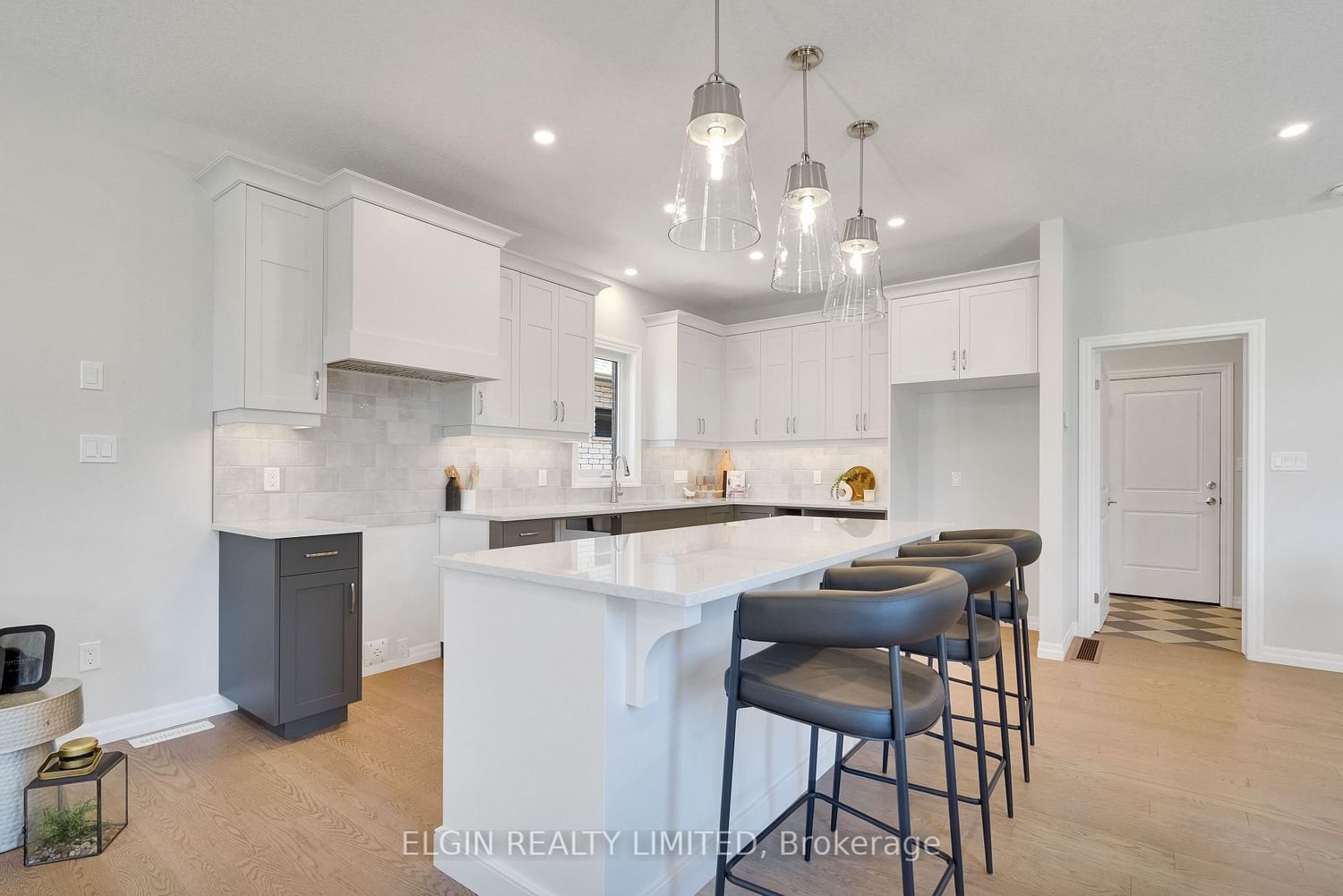 4 Keba Crescent • Tillsonburg, ON photo 12