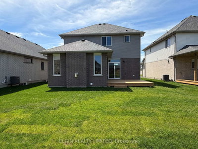 4 Keba Crescent • Tillsonburg, ON photo 2