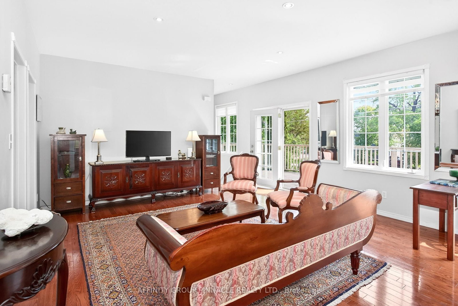4 Head Street • Kawartha Lakes, ON photo 8