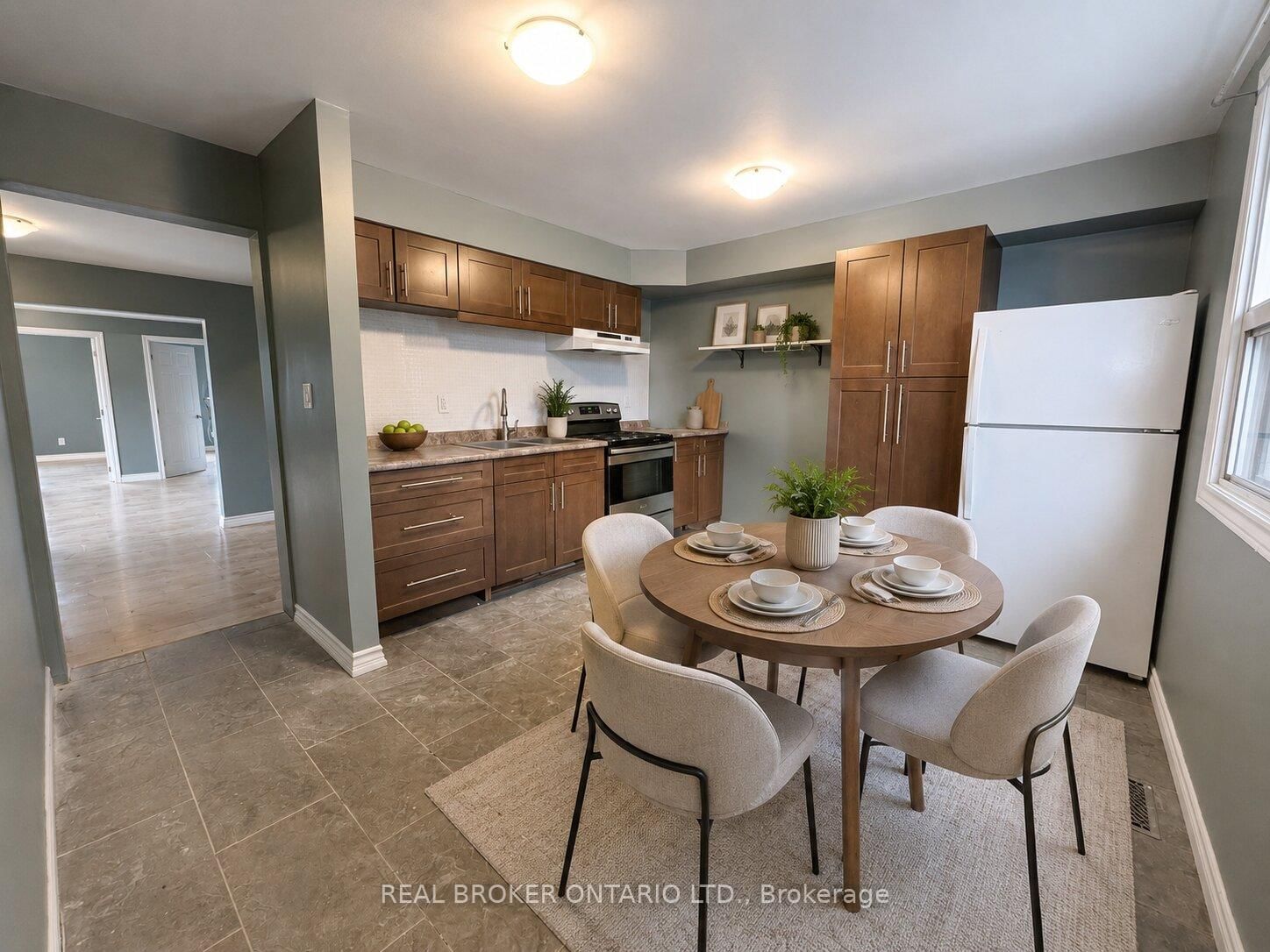 518 Cannon Street E • Hamilton, ON photo 9