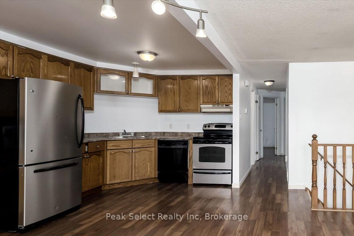 29 Southvale Road • St. Marys, ON photo 10