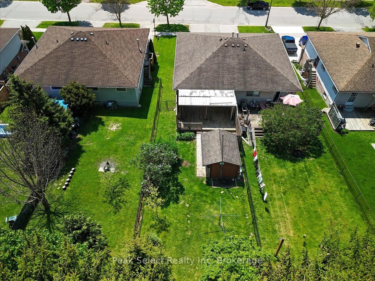 29 Southvale Road • St. Marys, ON photo 32