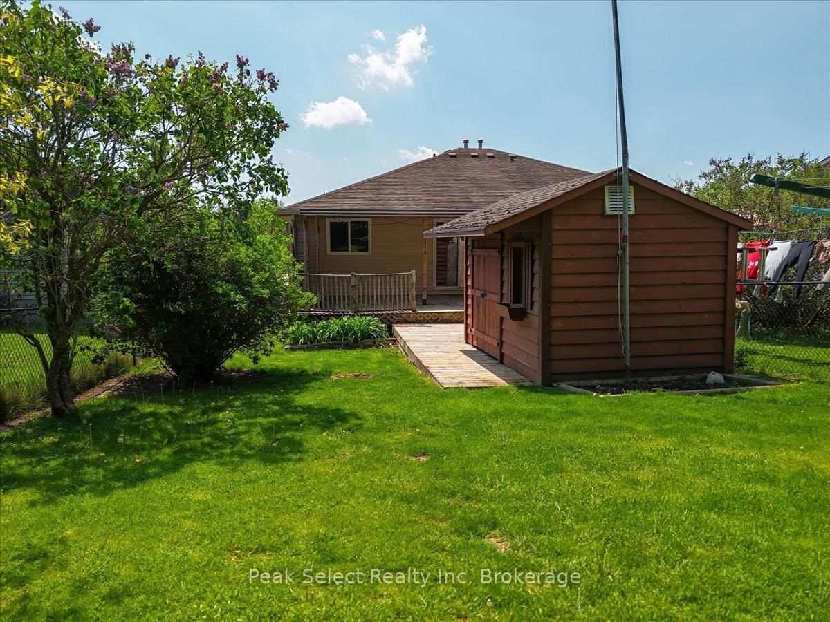 29 Southvale Road • St. Marys, ON photo 33