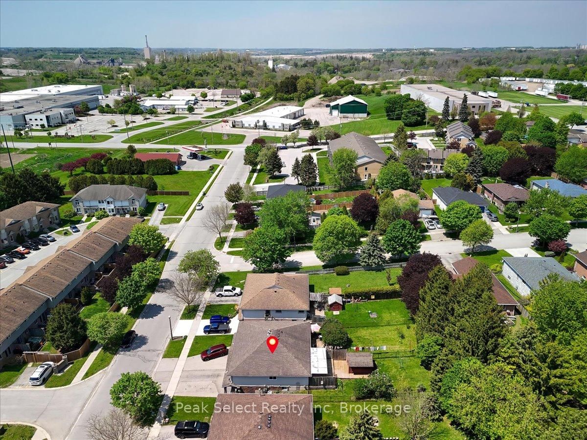 29 Southvale Road • St. Marys, ON photo 36