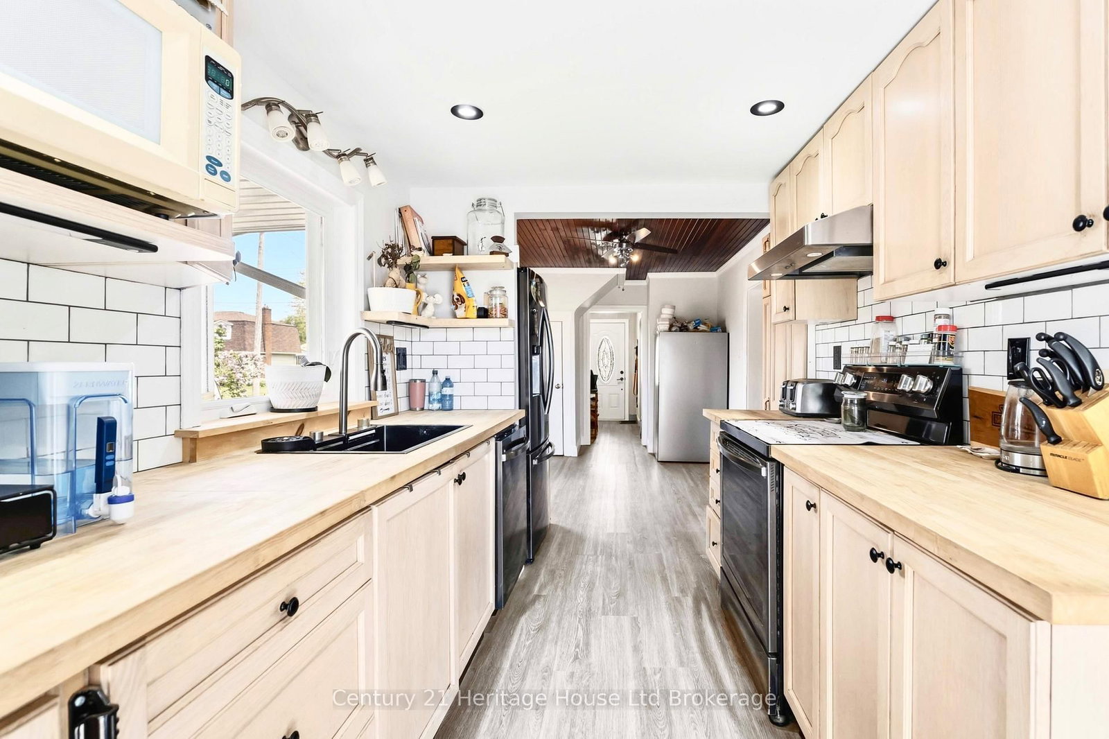 34 Humboldt Parkway • Port Colborne, ON photo 4
