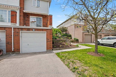 941 Gordon Street • #48 • Guelph, ON photo 2