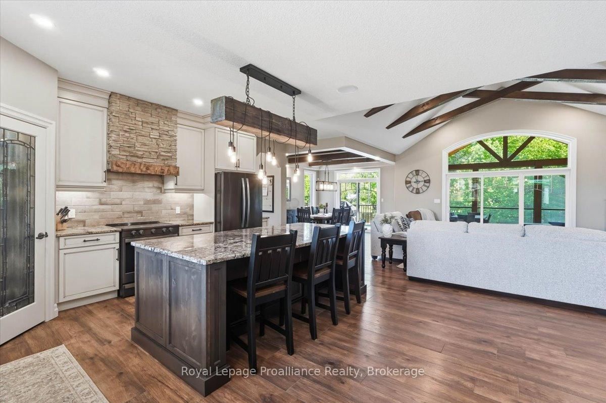 63 Hiddenvalley Drive • Belleville, ON photo 13