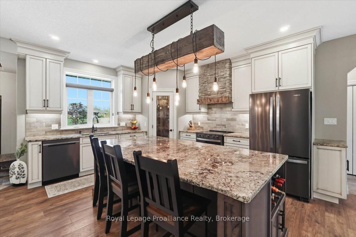 63 Hiddenvalley Drive • Belleville, ON photo 17