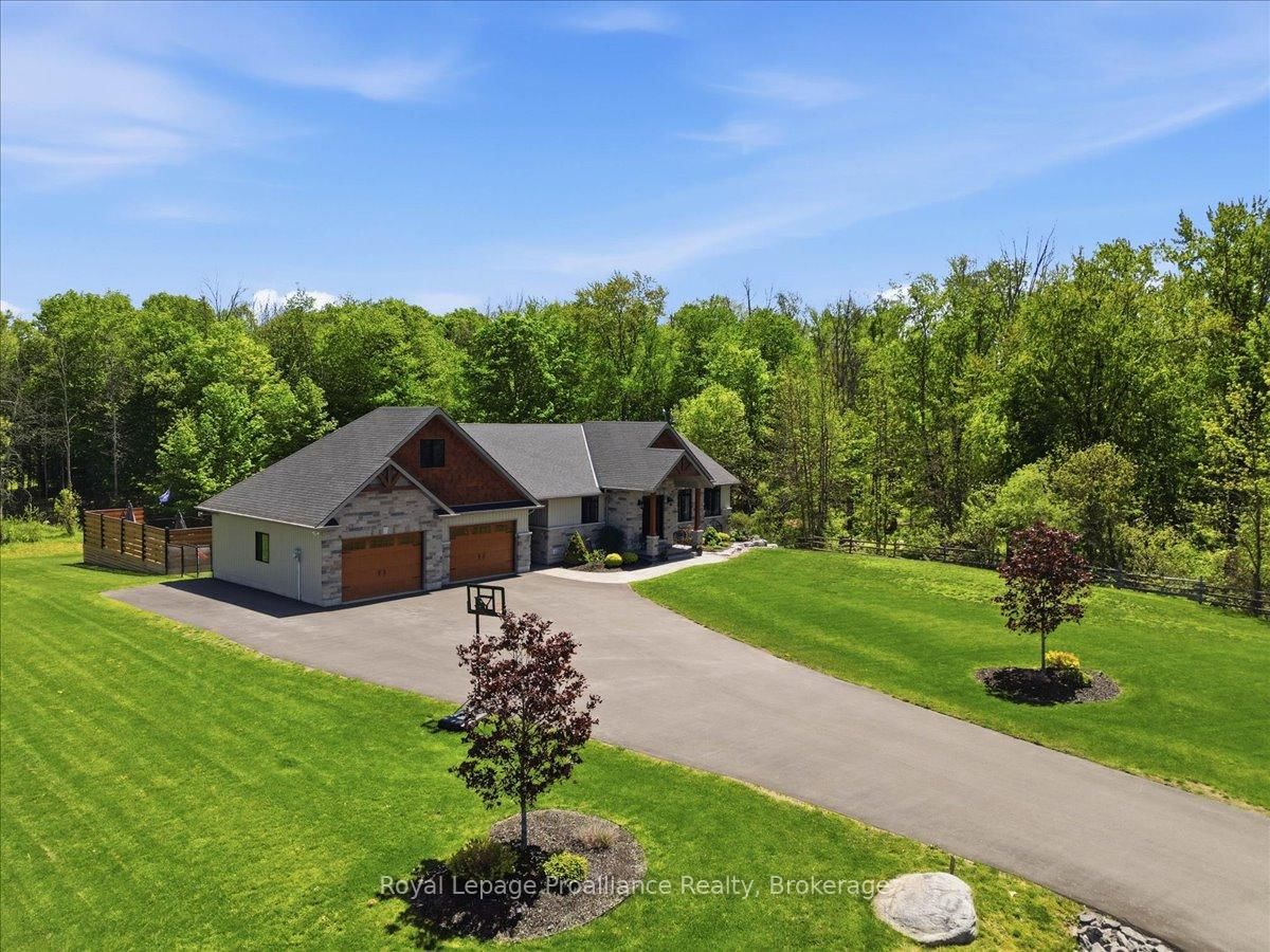 63 Hiddenvalley Drive • Belleville, ON photo 6