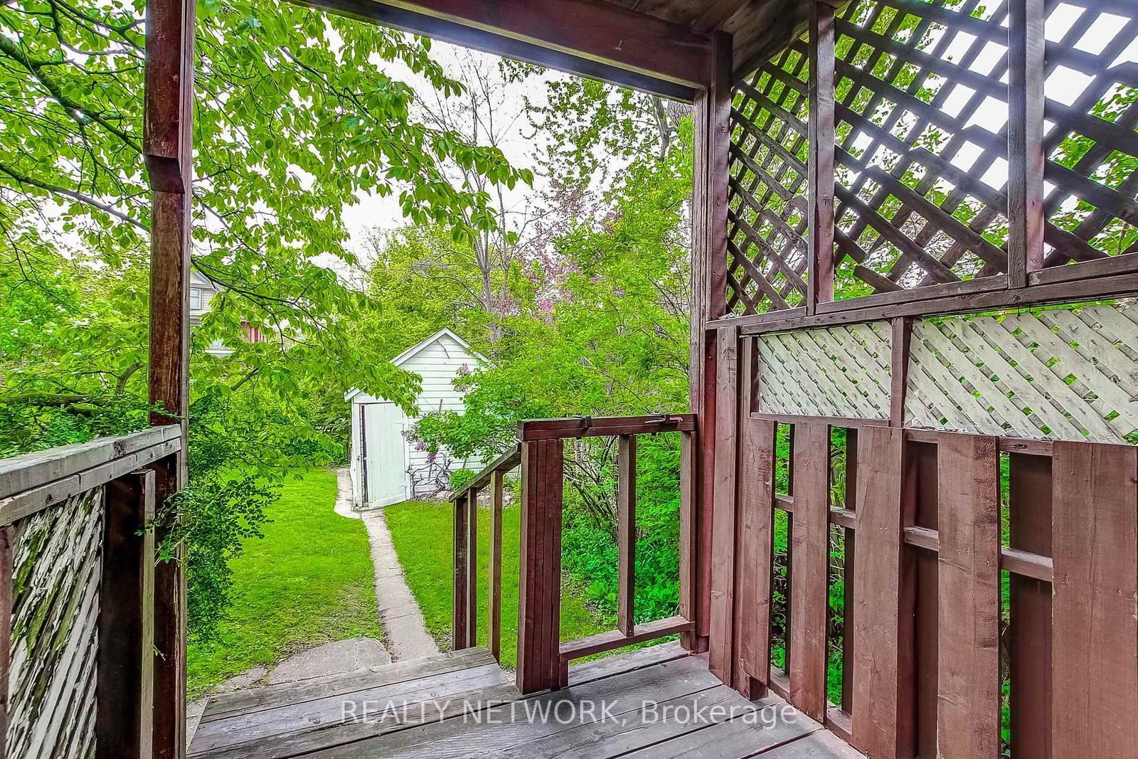 18 Fairleigh Crescent • Hamilton, ON photo 41