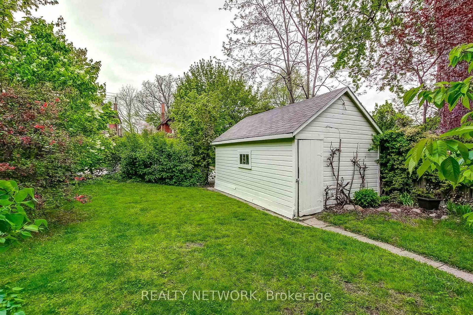 18 Fairleigh Crescent • Hamilton, ON photo 44