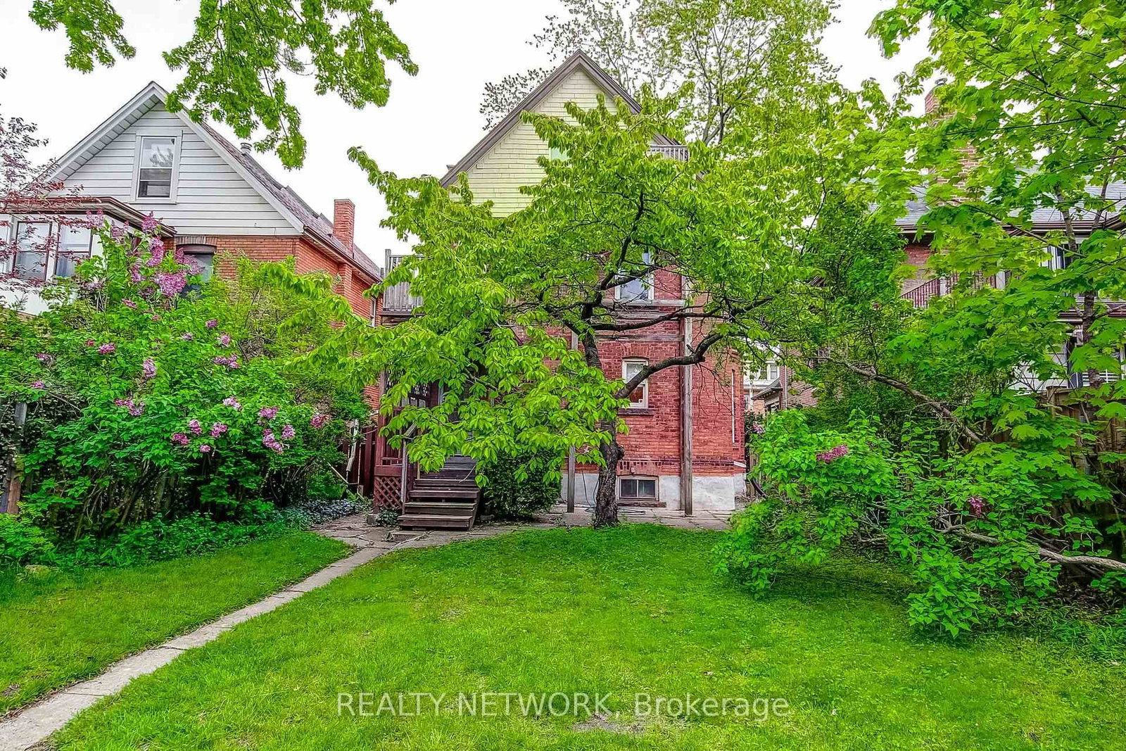 18 Fairleigh Crescent • Hamilton, ON photo 46