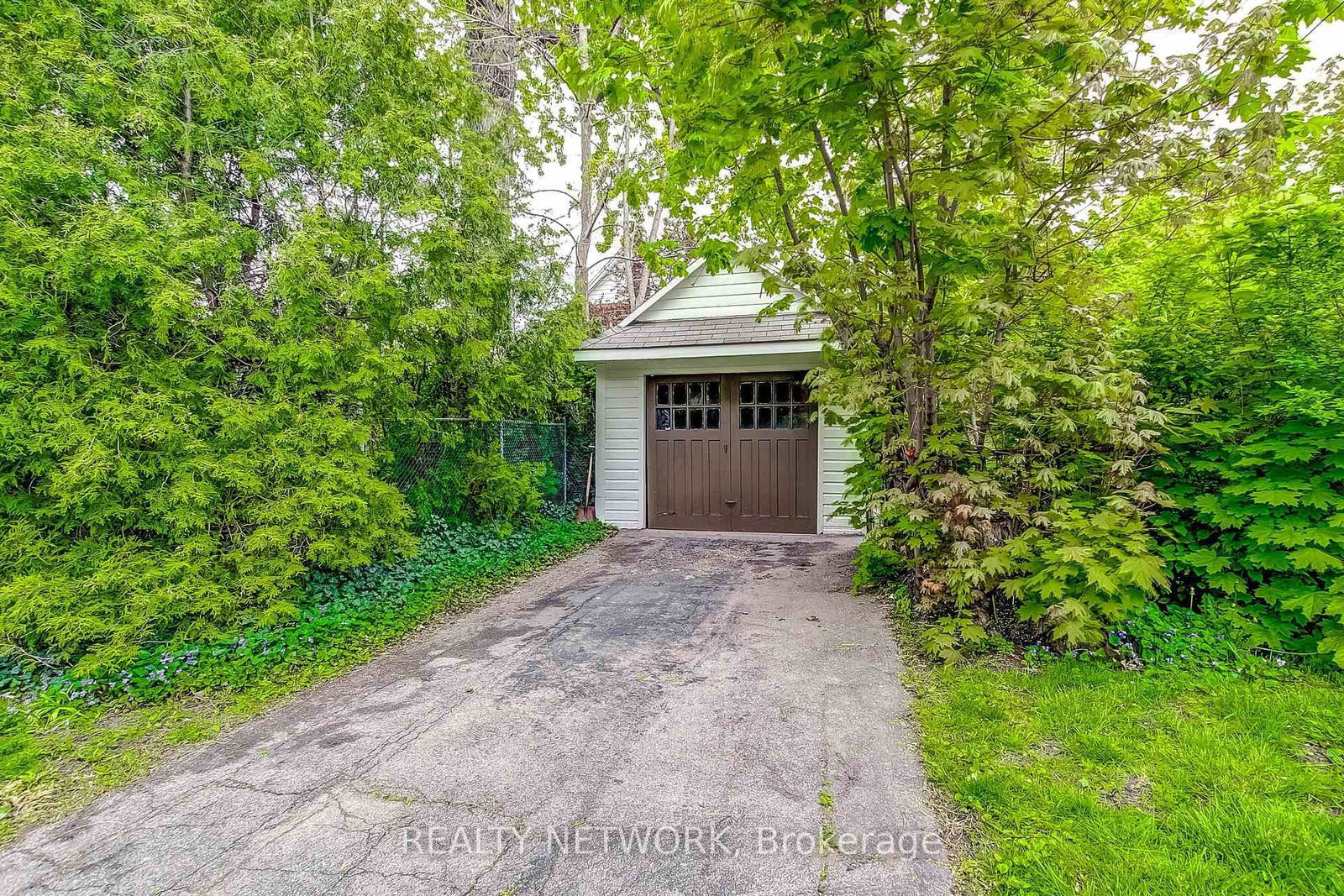 18 Fairleigh Crescent • Hamilton, ON photo 47