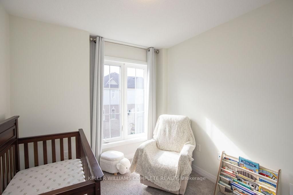 28 CANARY GRASS Boulevard • Hamilton, ON photo 31