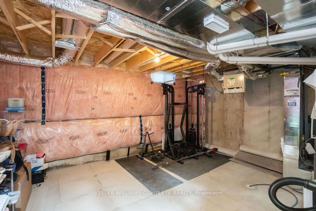 28 CANARY GRASS Boulevard • Hamilton, ON photo 41