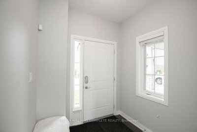 28 CANARY GRASS Boulevard • Hamilton, ON photo 5