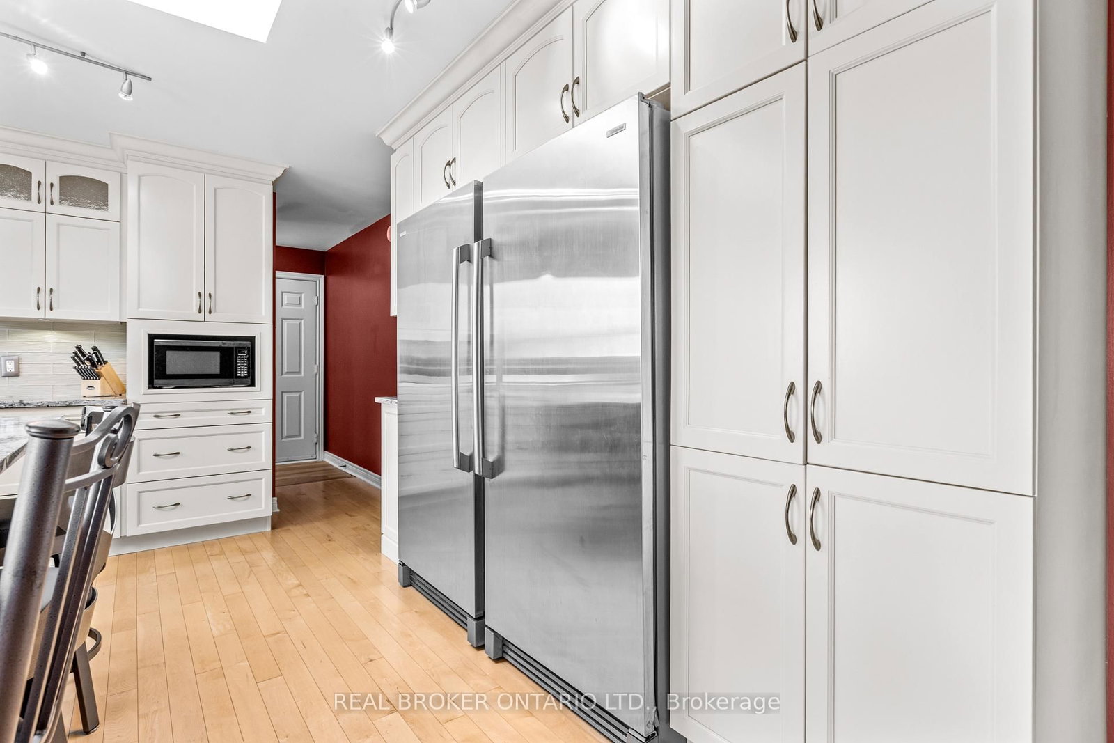 Listing Image 13