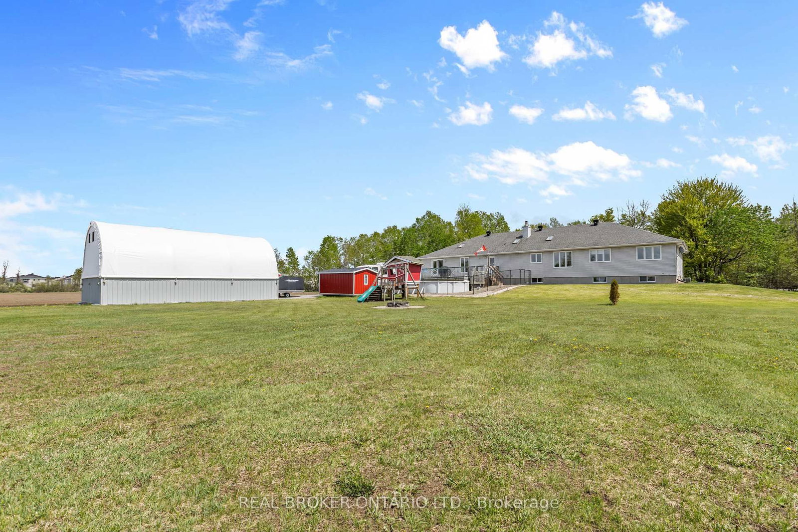Listing Image 41
