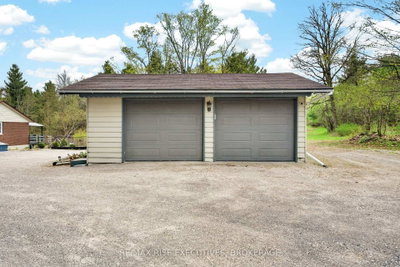 2405 Rideau Ferry Road • Perth, ON photo 2