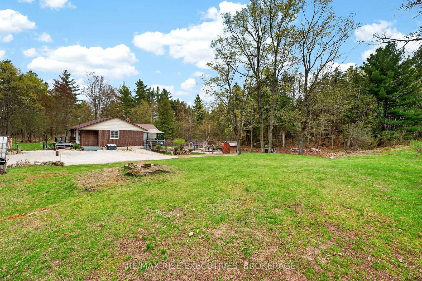 2405 Rideau Ferry Road • Perth, ON photo 42