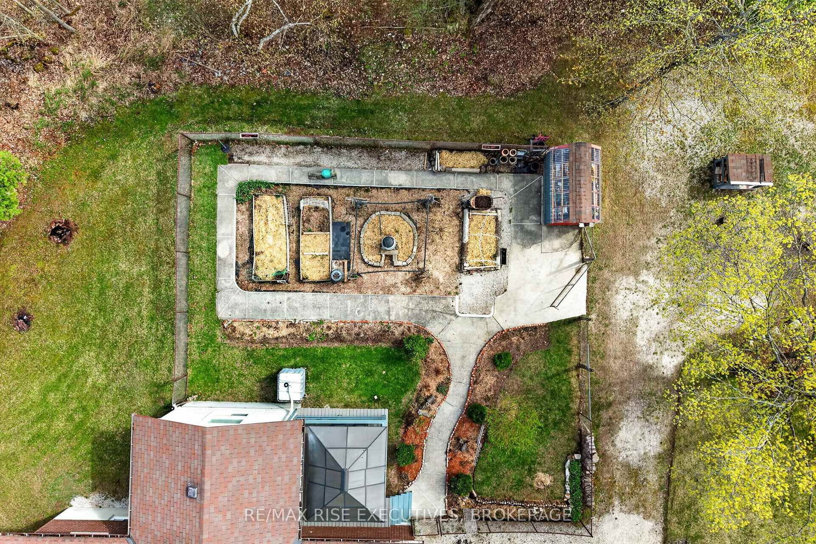 2405 Rideau Ferry Road • Perth, ON photo 44
