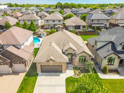 982 Medway Park Drive • London North, ON photo 2