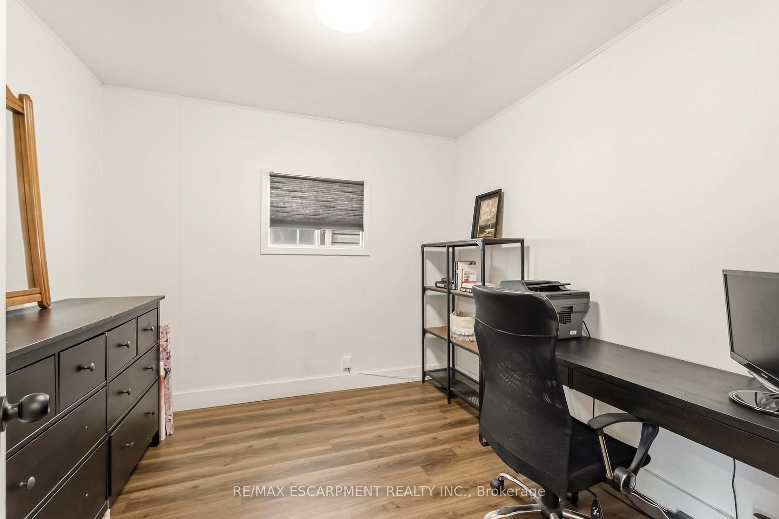 27 Edinburgh Avenue • Hamilton, ON photo 14