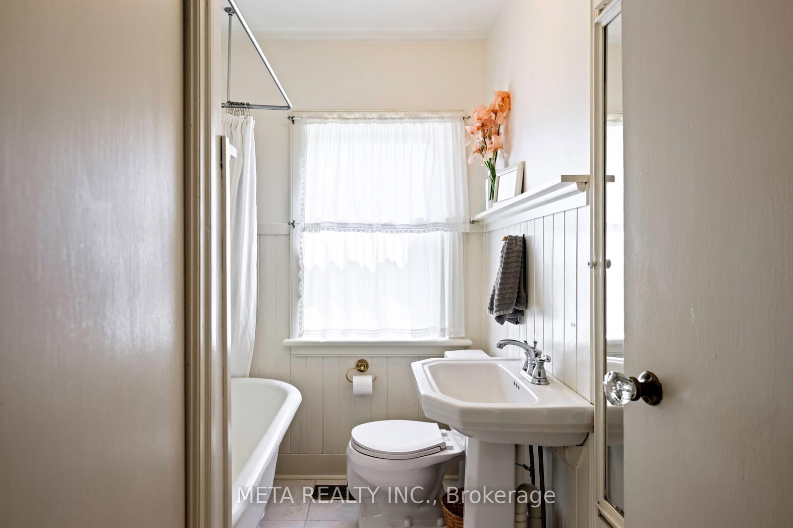 237 Main Street • Melancthon, ON photo 11
