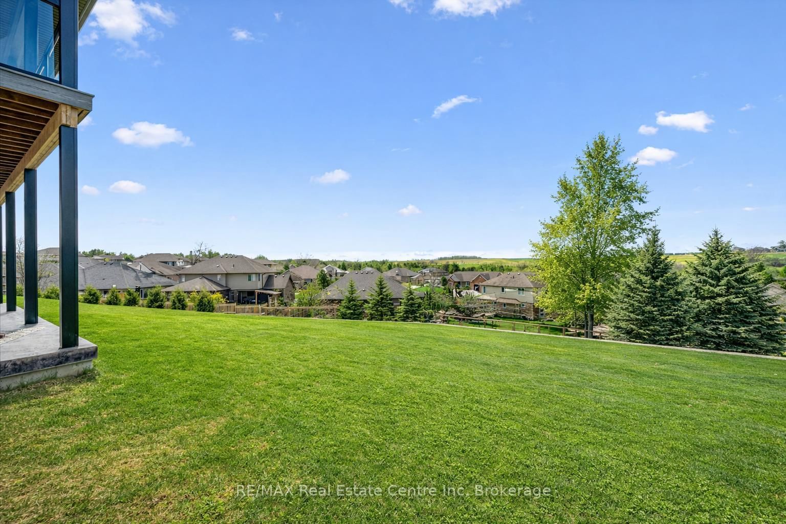 14 Faith Drive • Mapleton, ON photo 34