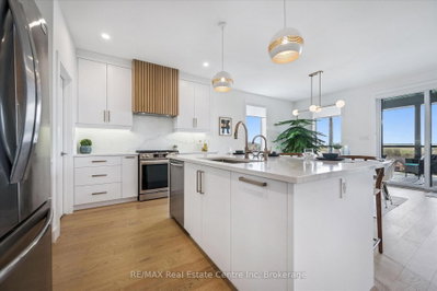 14 Faith Drive • Mapleton, ON photo 8