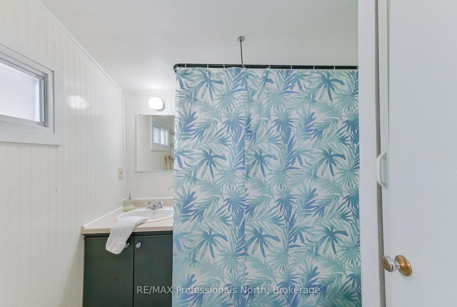 1755 North Shore Road • Algonquin Highlands, ON photo 17