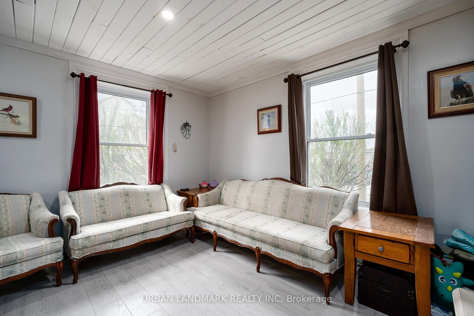 106 St Lawrence Street E • Madoc, ON photo 18