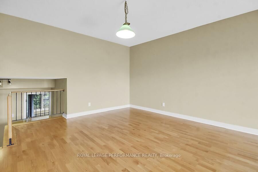 135 Springfield Avenue • #10 • Ottawa, ON photo 10